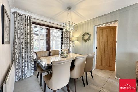 undefined, Fettler Close, Swinton, M27