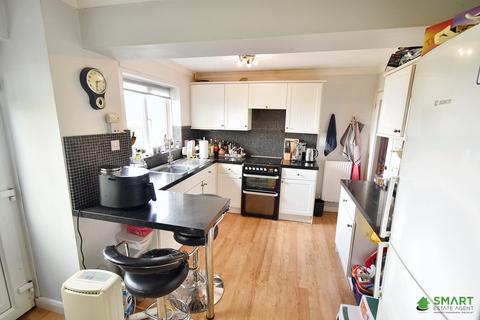 10 Creely Close, Exeter, EX2 8GD