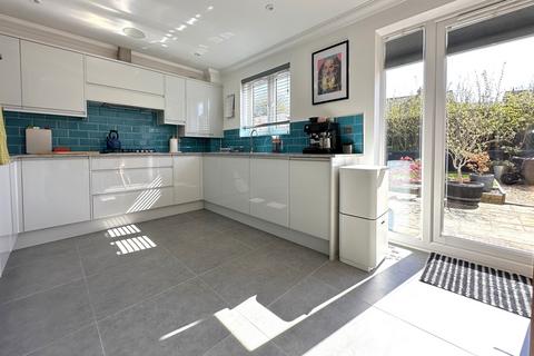 3 bedroom semi-detached house for sale, Woodnesborough Lane, Eastry, CT13