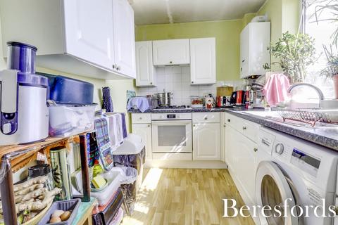 2 bedroom apartment for sale, Crown Street, Brentwood, CM14