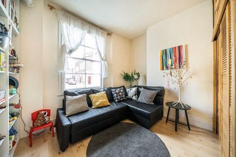 2 bedroom flat for sale, Arlington Avenue, London N1