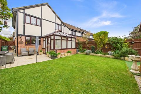 28 Ashton Close, Abbeydale, Gloucester, GL4 5BP