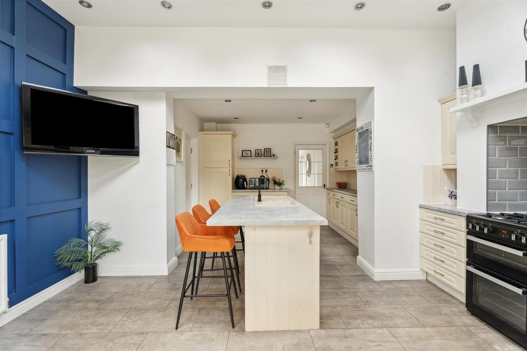 52 Ollerton Road 8.jpg