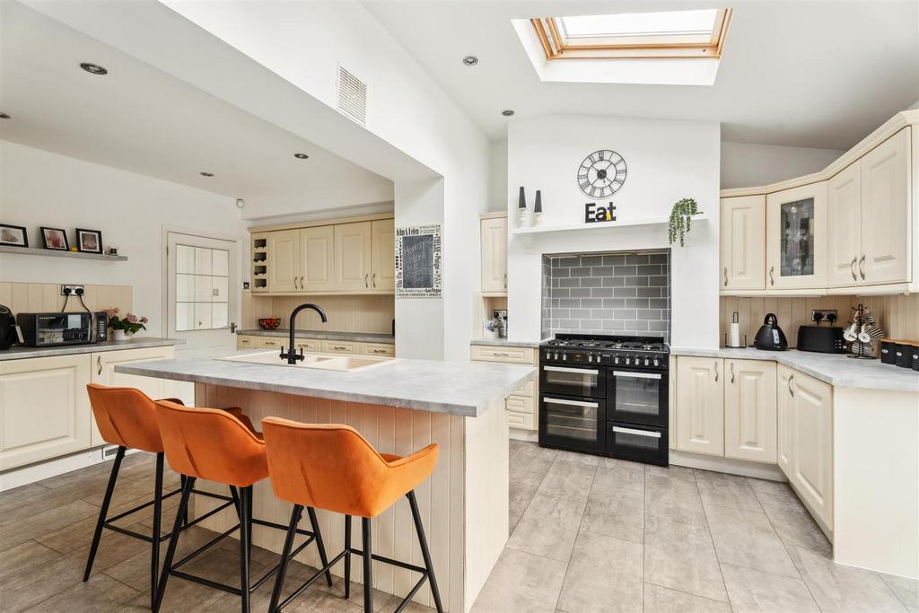 52 Ollerton Road 10.jpg