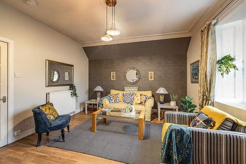 2 bedroom flat for sale, 7 Mansfield Square, Hawick TD9 8AH