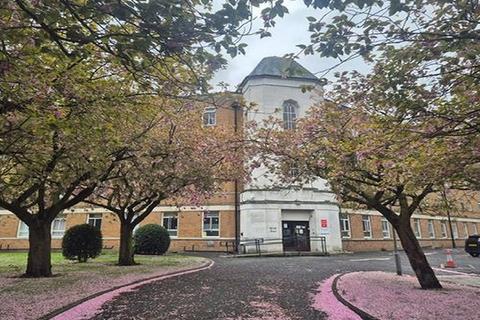 1 bedroom flat for sale, Demense Rd, Manchester M16