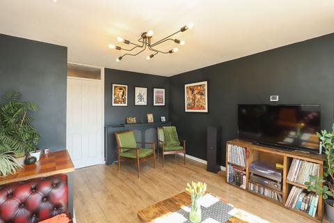 23 Middle Hay View, Sheffield, S14 1QJ