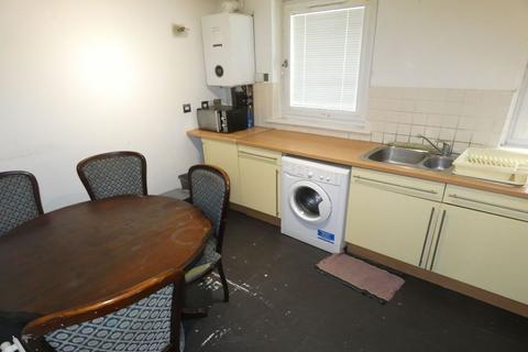 2 bedroom flat for sale, Stuart Crescent, Flat 2, Edinburgh EH12