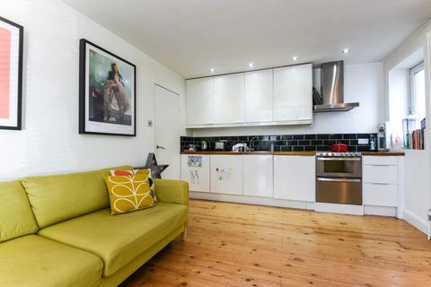 1 bedroom flat to rent, Shooters Hill Road Blackheath SE3