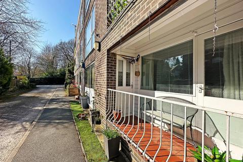 2 bedroom apartment for sale, Derbyshire Road, Sale