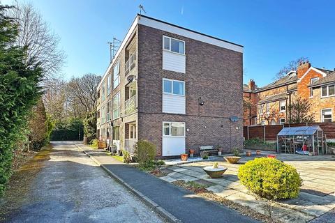 2 bedroom apartment for sale, Derbyshire Road, Sale