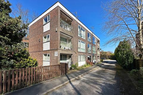 2 bedroom apartment for sale, Derbyshire Road, Sale