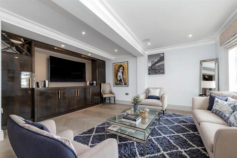 4 bedroom detached house for sale, Bishops Road, Tewin, Welwyn