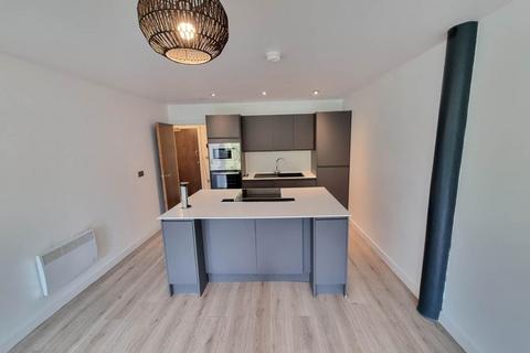 2 bedroom flat to rent, Conditioning House , Cape Street, Bradford