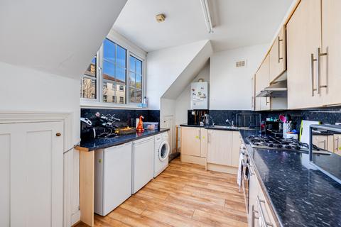 3 bedroom flat for sale, Coombe Road, Croydon, CR0