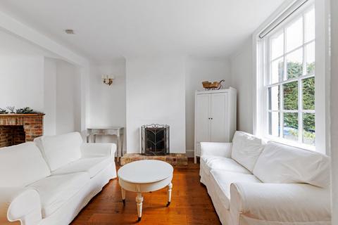 2 bedroom semi-detached house to rent, Gloucester Place, Windsor, Berkshire