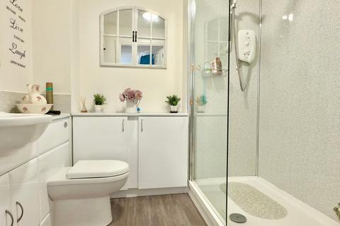 2 bedroom bungalow for sale, Shephard Mead, Tewkesbury GL20