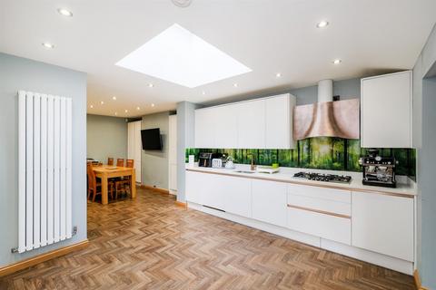4 bedroom house for sale, Westward Road, Chingford