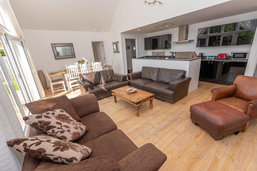 Kitchen/Sitting/Dining Room