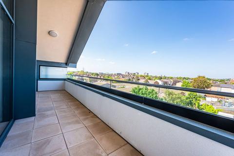 2 bedroom flat for sale, East Road, Colliers Wood, London, SW19