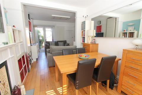 5 Lodge Road, Wallington, SM6 0TZ