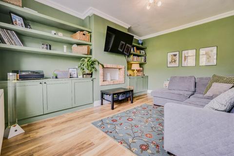 2 bedroom terraced house for sale, Low Bank Street, Farsley, Pudsey, West Yorkshire, LS28