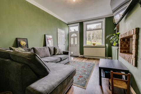 2 bedroom terraced house for sale, Low Bank Street, Farsley, Pudsey, West Yorkshire, LS28