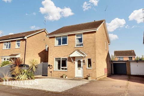 7 Appledore Drive, Carlton Colville, Lowestoft, NR33 8DJ