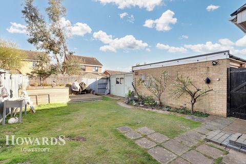 7 Appledore Drive, Carlton Colville, Lowestoft, NR33 8DJ