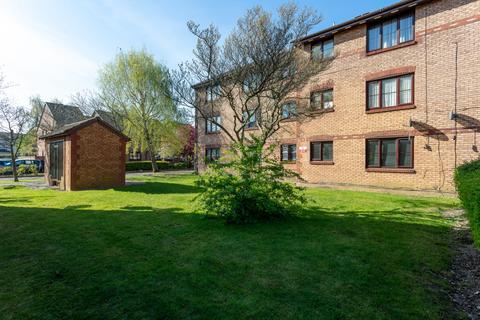 71 Lowry Crescent, Mitcham, CR4 3NX