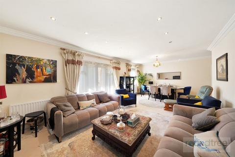 3 bedroom apartment for sale, Haddon Court, Hendon, NW4