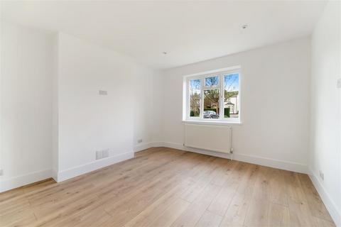 2 bedroom terraced house for sale, Hook Road, Epsom