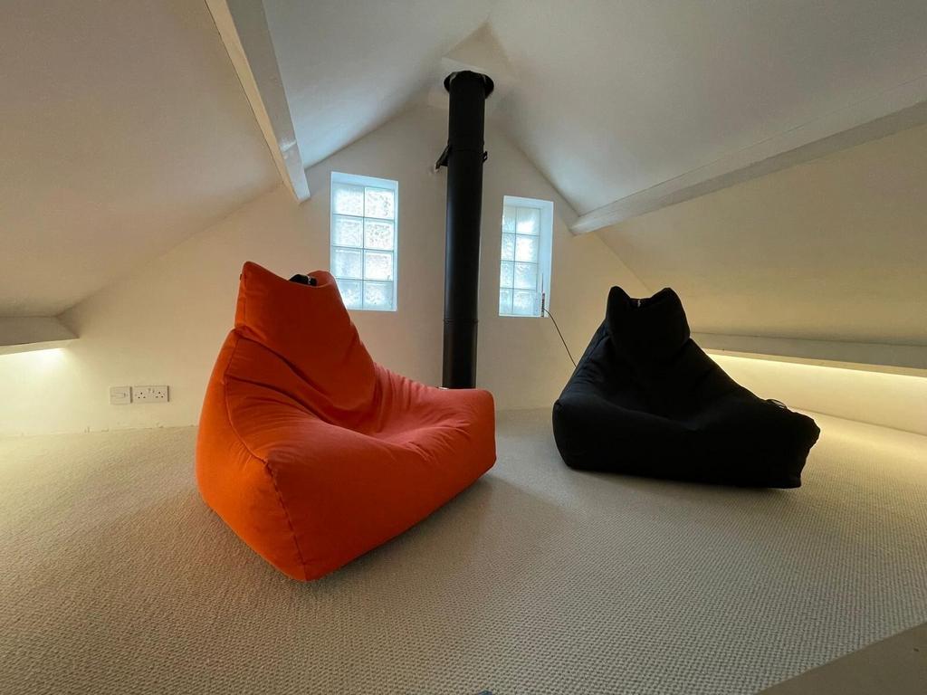 Mezzanine Family Rm