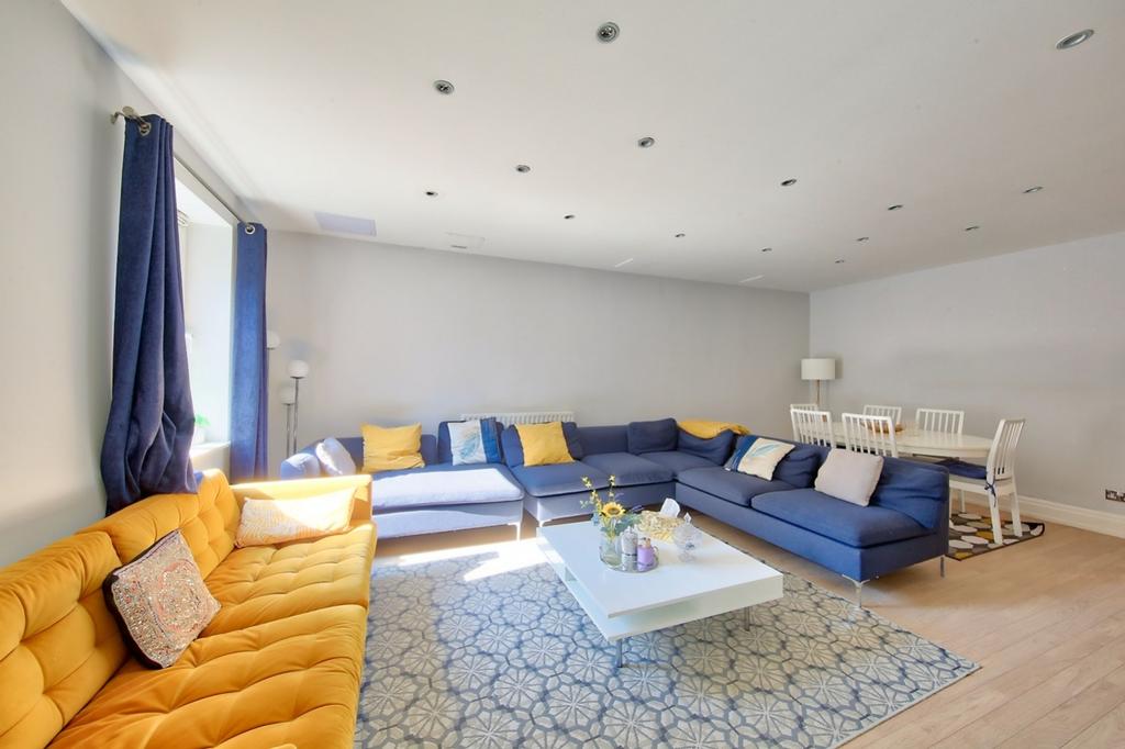Livingroom 3