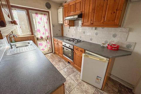 3 bedroom terraced house for sale, Grove Crescent, Hanworth, Middlesex, TW13