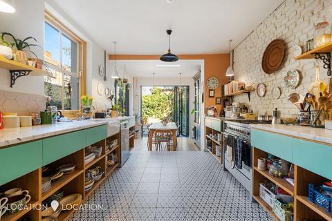 148 Lordship Road, London, N16 0QL