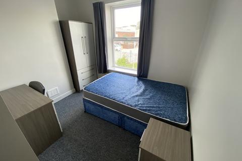 4 bedroom house to rent, Wellfield Road, Preston PR1