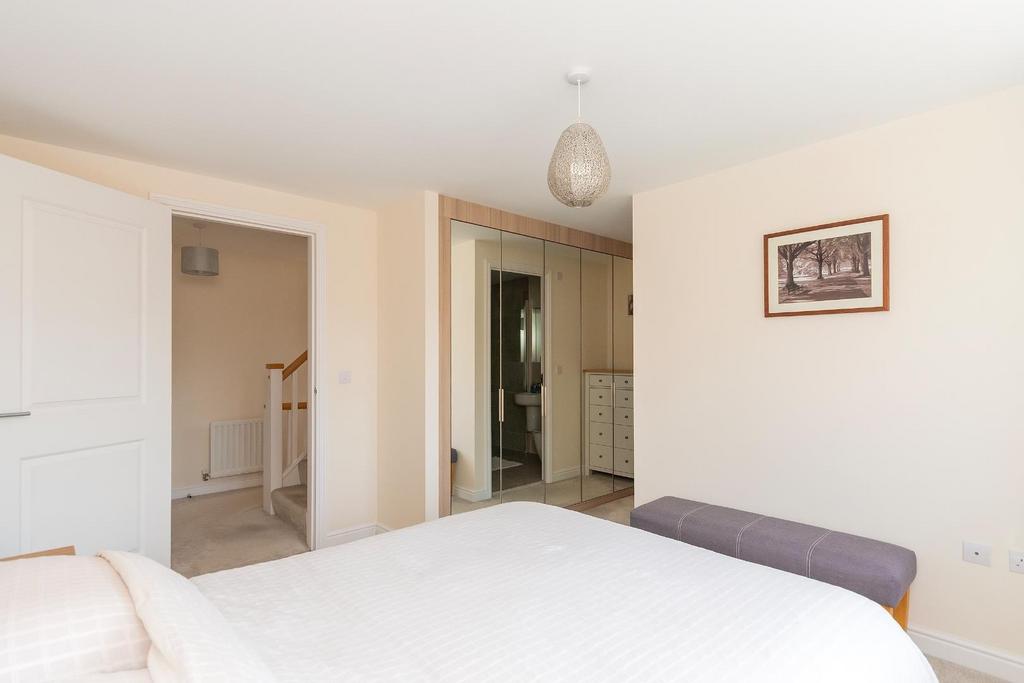 0 G7 CLCV - Bedroom A.jpg