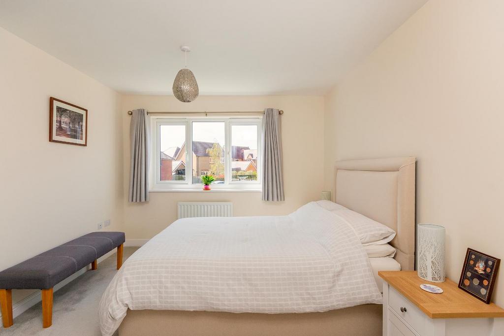 0 G7 CLCV - Bedroom C.jpg