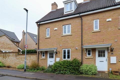 3 bedroom townhouse to rent, Gateway Gardens, Ely CB6