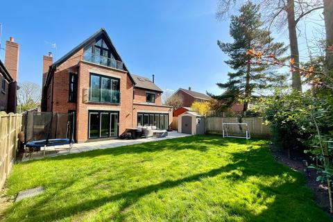 21 Danebower Road, Stoke-on-trent, ST4 8TJ