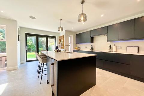 21 Danebower Road, Stoke-on-trent, ST4 8TJ