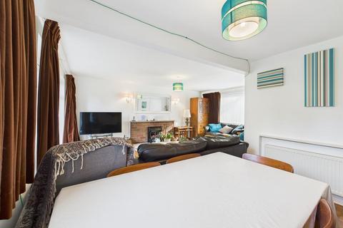 4 bedroom detached house for sale, Frithwood Avenue, Northwood HA6