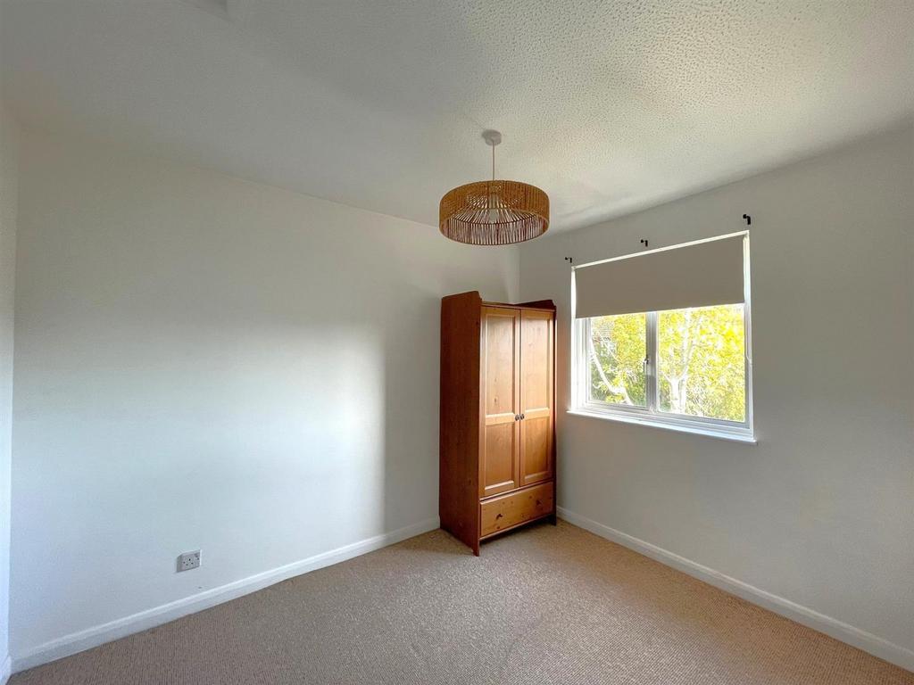 Bedroom 2.jpg