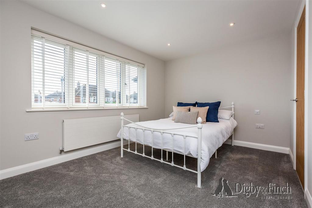 19 Stirling Road, Stamford, PE9 2 XF-30watermarked.