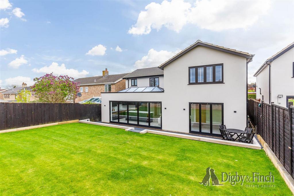 19 Stirling Road, Stamford, PE9 2 XF-7watermarked.j