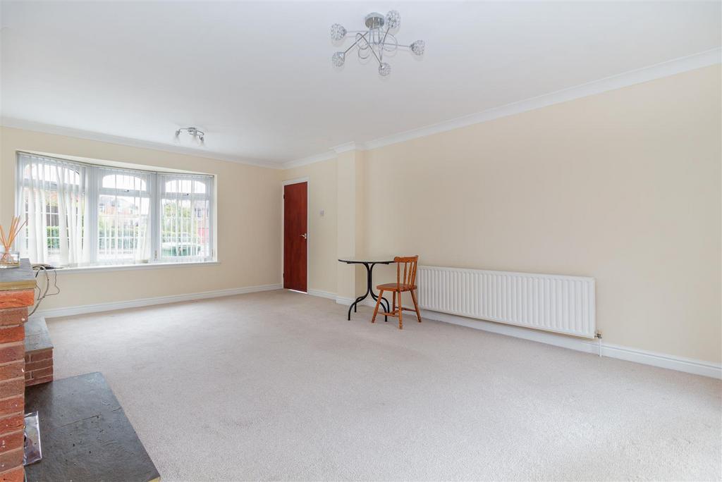 Living-room-1-4.jpg