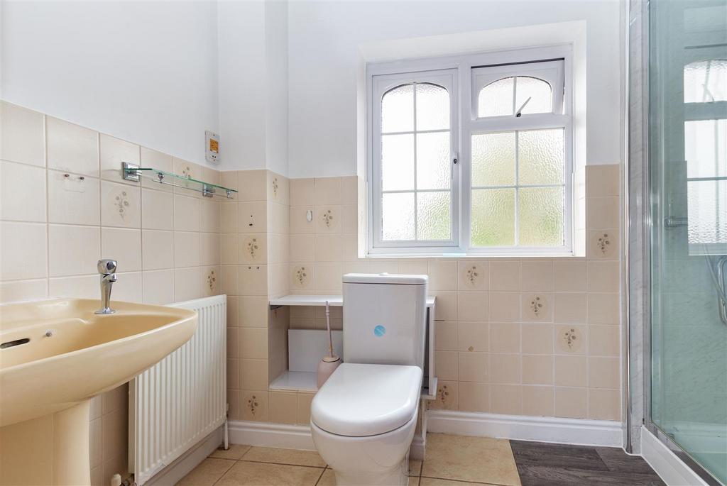 Bathroom-1-3.jpg