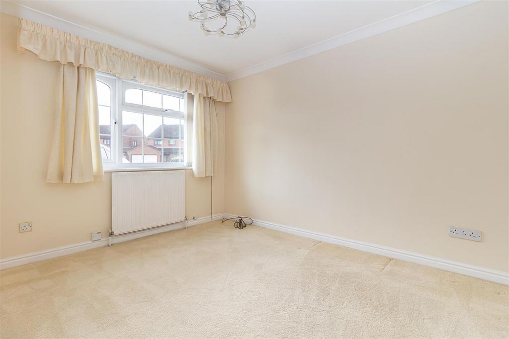 Dining room 1-1.jpg