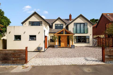 5 bedroom detached house for sale, Haven Crescent, Fareham PO14